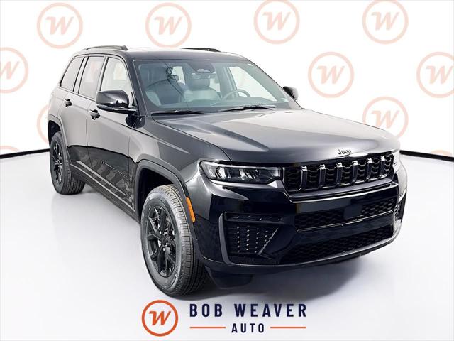2026 Jeep Grand Cherokee GRAND CHEROKEE LAREDO ALTITUDE 4X4
