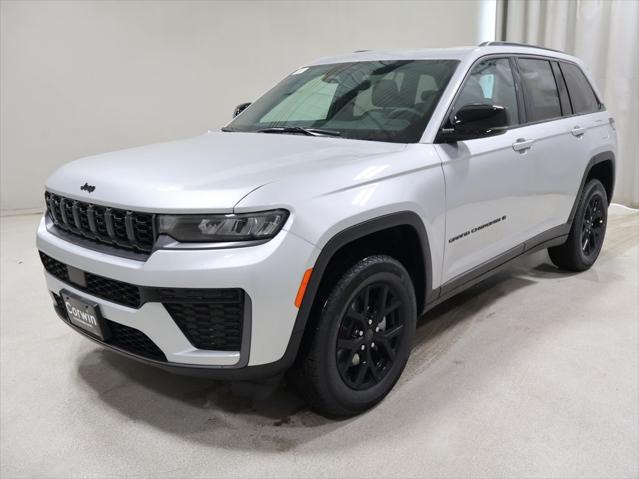 2026 Jeep Grand Cherokee GRAND CHEROKEE LAREDO ALTITUDE 4X4