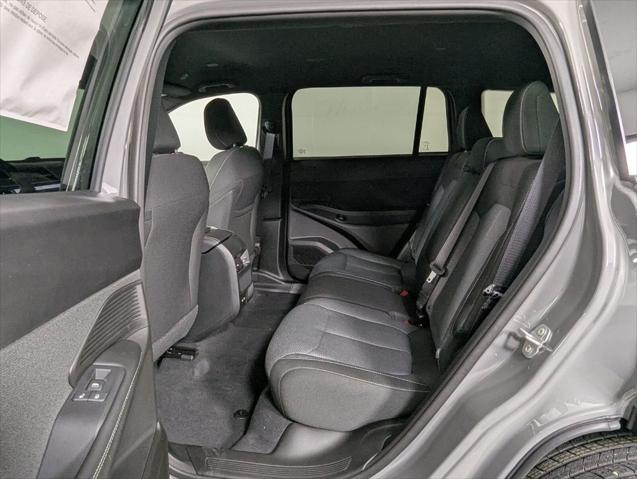 2026 Jeep Cherokee Laredo 4x4