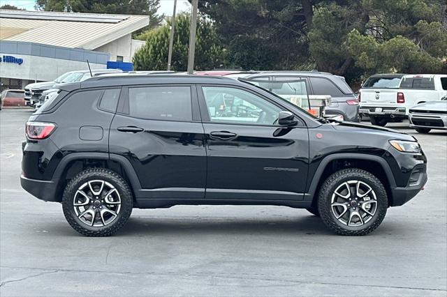 2026 Jeep Compass COMPASS TRAILHAWK 4X4