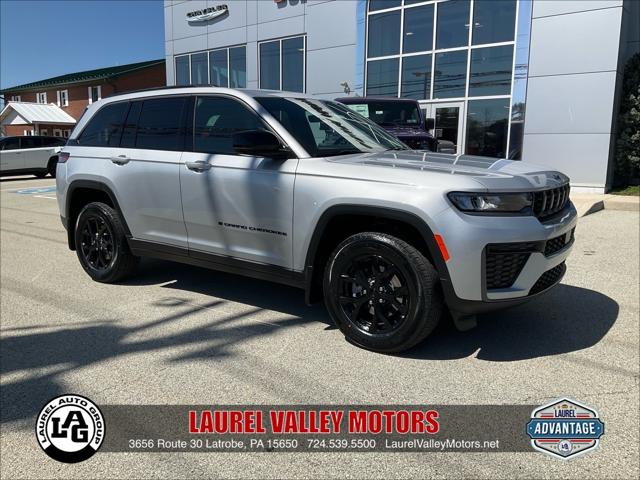 2026 Jeep Grand Cherokee GRAND CHEROKEE LAREDO ALTITUDE 4X4