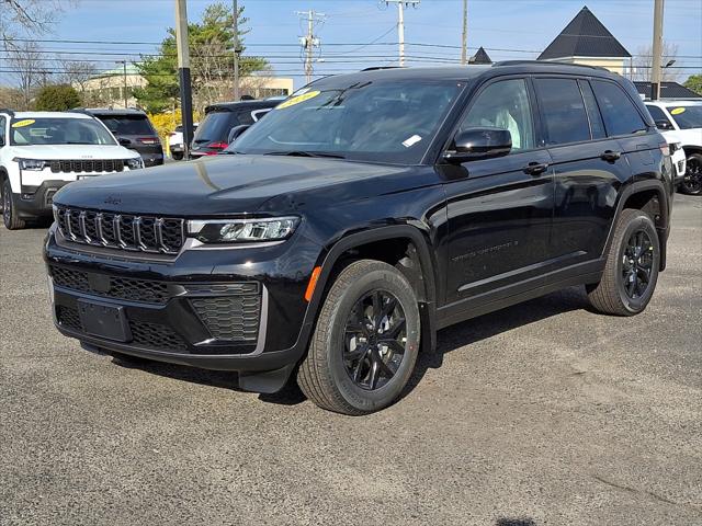 2026 Jeep Grand Cherokee GRAND CHEROKEE LAREDO ALTITUDE 4X4