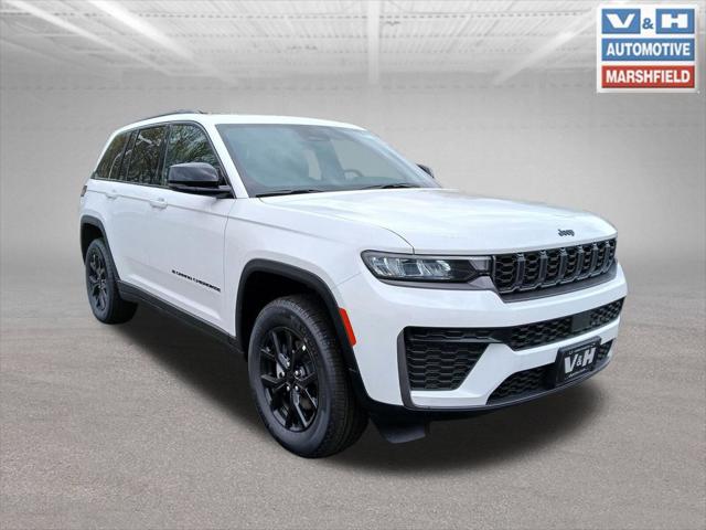 2026 Jeep Grand Cherokee Altitude 4x4 for sale in Marshfield, WI