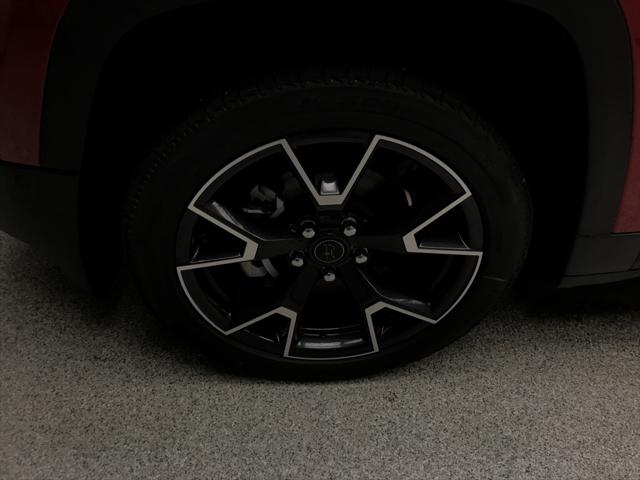 2026 Jeep Cherokee CHEROKEE OVERLAND 4X4