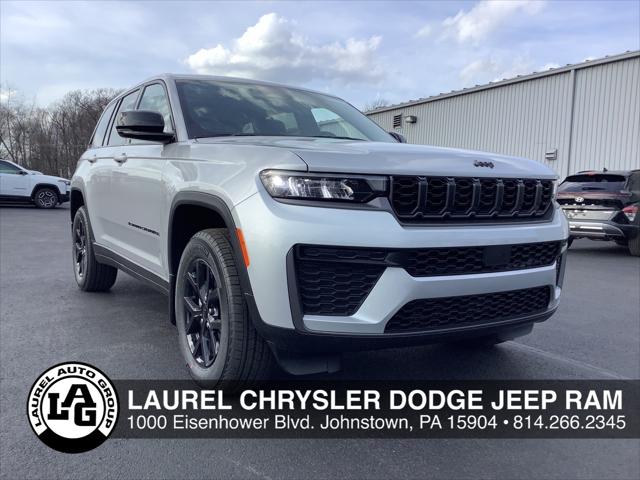 2026 Jeep Grand Cherokee GRAND CHEROKEE LAREDO ALTITUDE 4X4