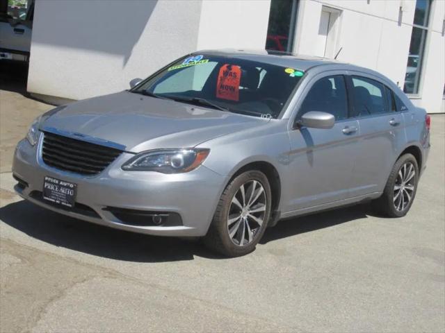2014 Chrysler 200 Limited for sale in Concord, NH