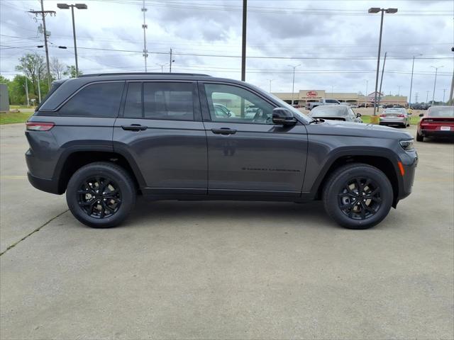 2026 Jeep Grand Cherokee Altitude 4x2