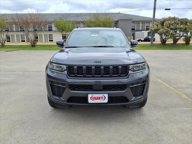 2026 Jeep Grand Cherokee Altitude 4x2