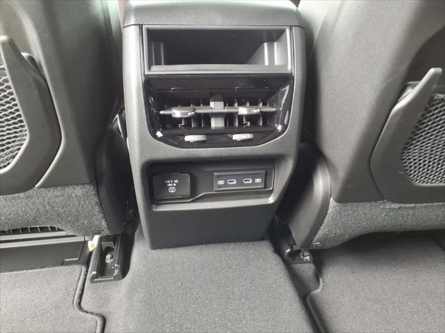 2026 Jeep Grand Cherokee Altitude 4x2