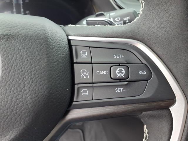 2026 Jeep Grand Cherokee Altitude 4x2