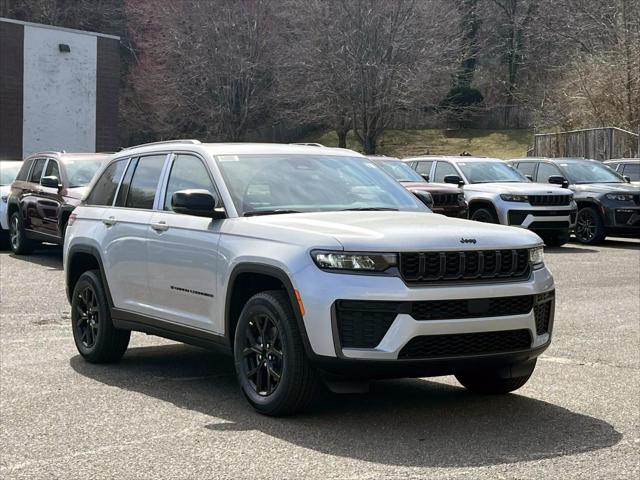 2026 Jeep Grand Cherokee GRAND CHEROKEE LAREDO ALTITUDE 4X4