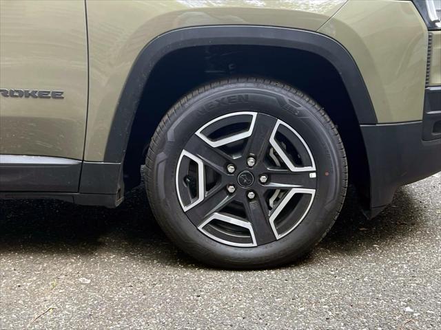 2026 Jeep Cherokee CHEROKEE LAREDO 4X4