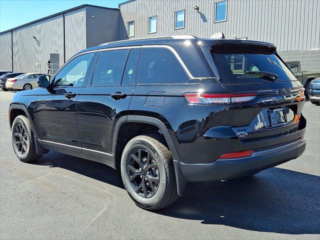 2026 Jeep Grand Cherokee GRAND CHEROKEE LAREDO ALTITUDE 4X4