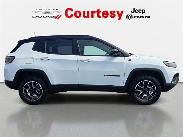 2026 Jeep Compass COMPASS TRAILHAWK 4X4