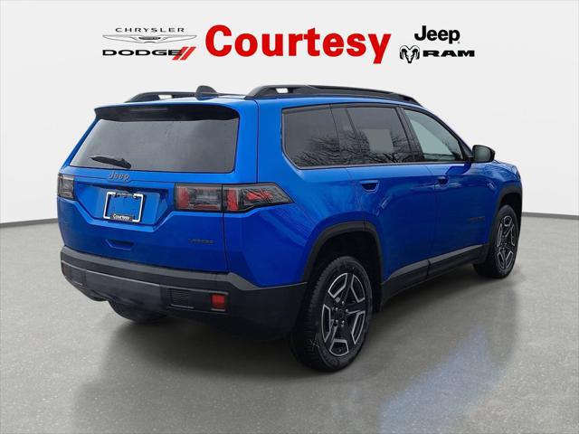 2026 Jeep Cherokee CHEROKEE LAREDO 4X4