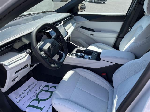 2026 Jeep Cherokee CHEROKEE LAREDO 4X4