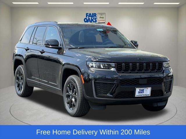 2026 Jeep Grand Cherokee GRAND CHEROKEE LAREDO ALTITUDE 4X4 2026 Jeep Grand Cherokee GRAND CHEROKEE LAREDO ALTITUDE 4X4