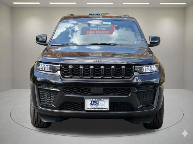 2026 Jeep Grand Cherokee GRAND CHEROKEE LAREDO ALTITUDE 4X4