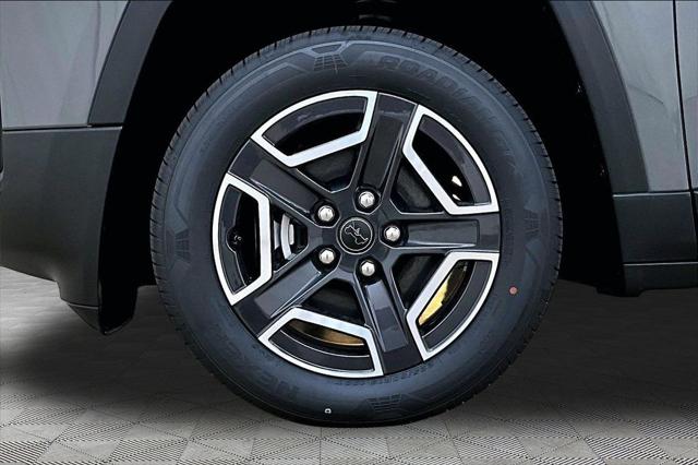 2026 Jeep Cherokee Laredo 4x4
