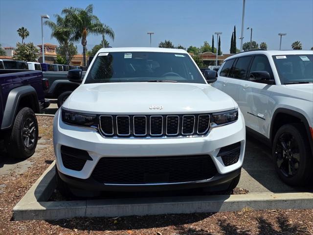 2026 Jeep Grand Cherokee GRAND CHEROKEE LAREDO X 4X2