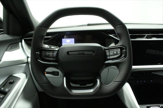 2026 Jeep Cherokee Laredo 4x4