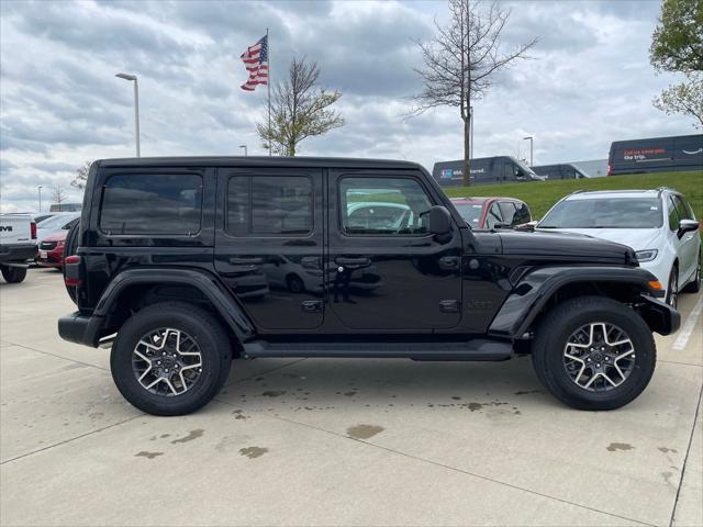 2026 Jeep Wrangler 4-Door Sahara 4x4