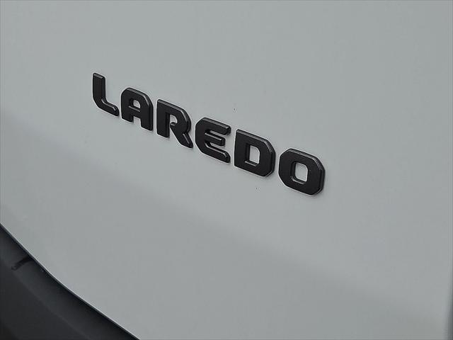 2026 Jeep Cherokee Laredo 4x4