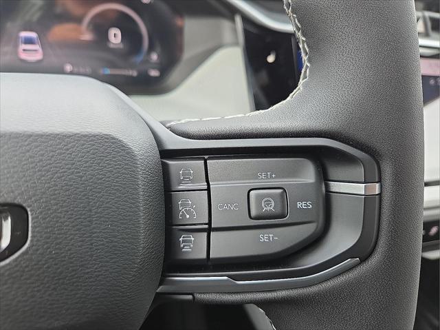 2026 Jeep Cherokee Laredo 4x4
