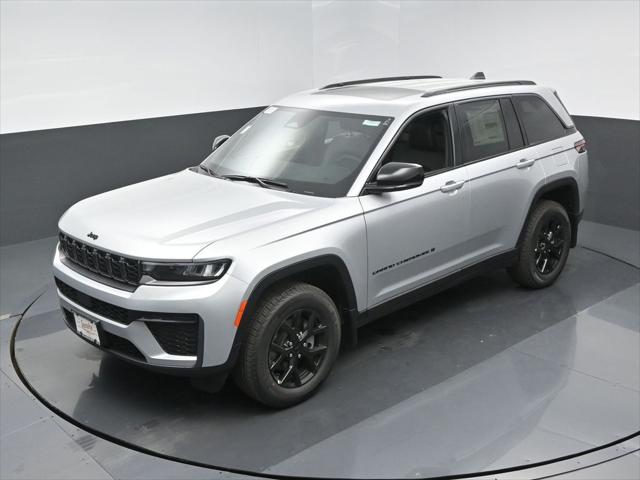 2026 Jeep Grand Cherokee Altitude 4x4