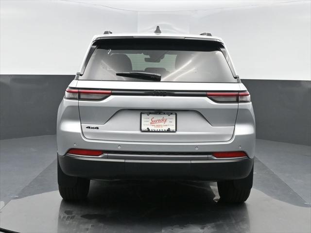 2026 Jeep Grand Cherokee Altitude 4x4
