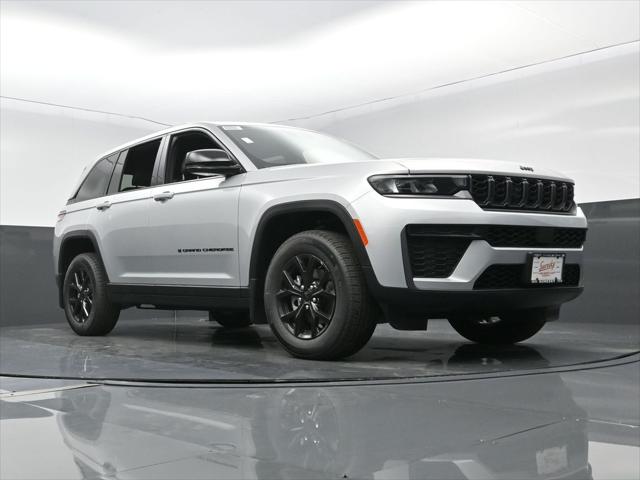 2026 Jeep Grand Cherokee Altitude 4x4
