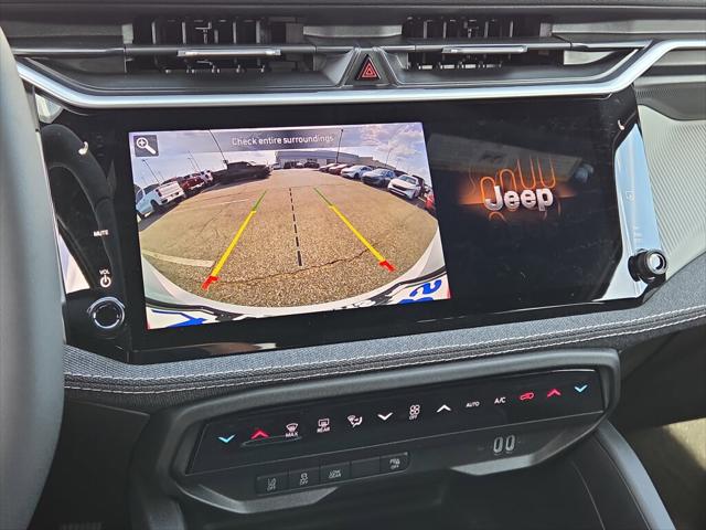 2026 Jeep Cherokee Laredo 4x4