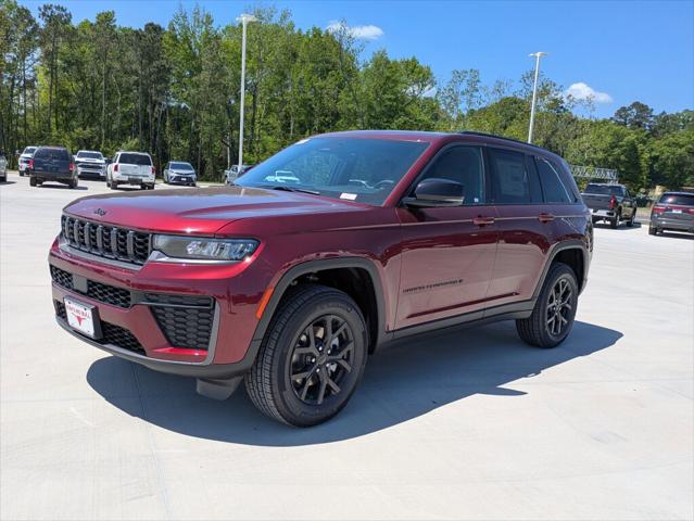 2026 Jeep Grand Cherokee Altitude 4x2