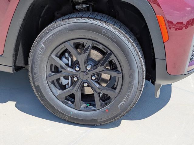 2026 Jeep Grand Cherokee Altitude 4x2