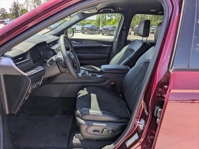 2026 Jeep Grand Cherokee Altitude 4x2