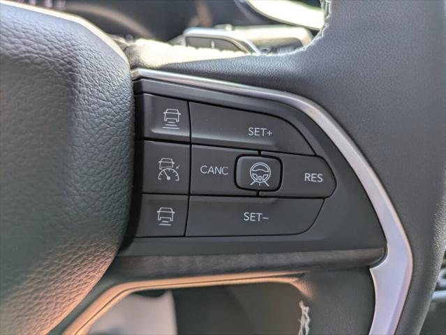 2026 Jeep Grand Cherokee Altitude 4x2