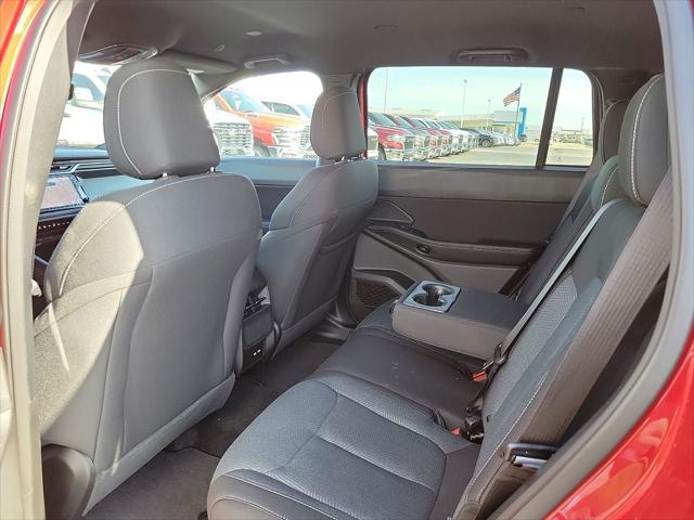 2026 Jeep Cherokee Laredo 4x4