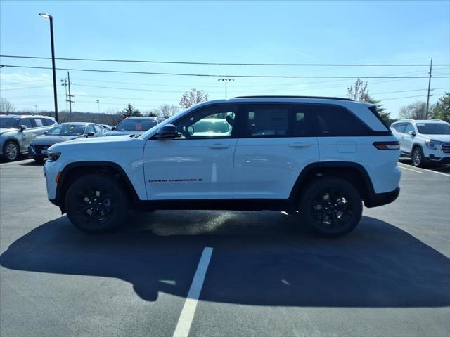 2026 Jeep Grand Cherokee GRAND CHEROKEE LAREDO ALTITUDE 4X4