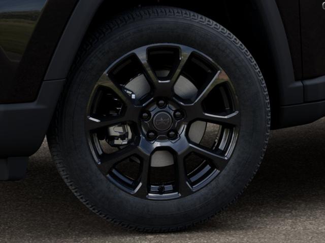 New 2026 Diamond Black Crystal Pearl-Coat Exterior Paint Jeep Latitude image 68