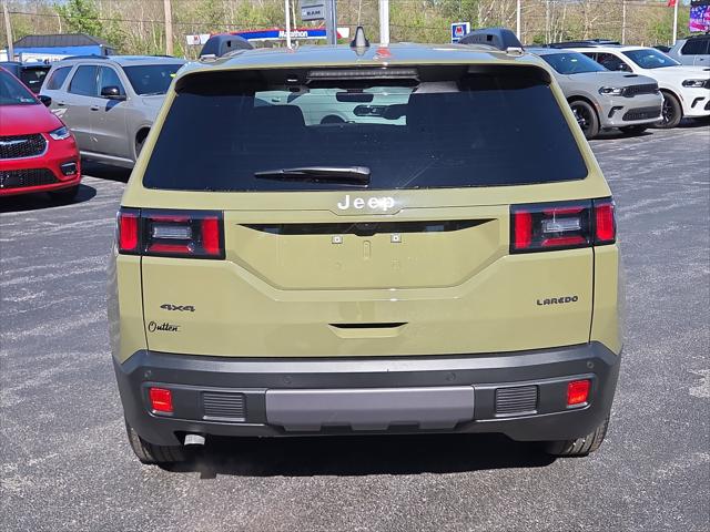 2026 Jeep Cherokee CHEROKEE LAREDO 4X4