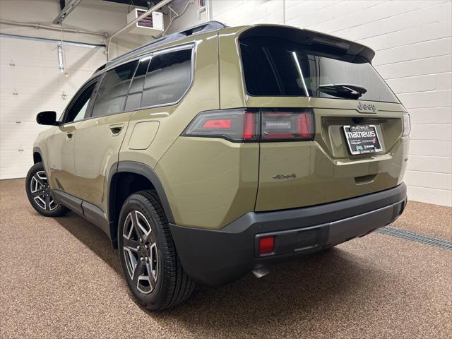 2026 Jeep Cherokee Laredo 4x4