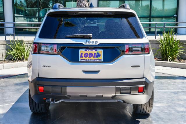 2026 Jeep Cherokee CHEROKEE OVERLAND 4X4