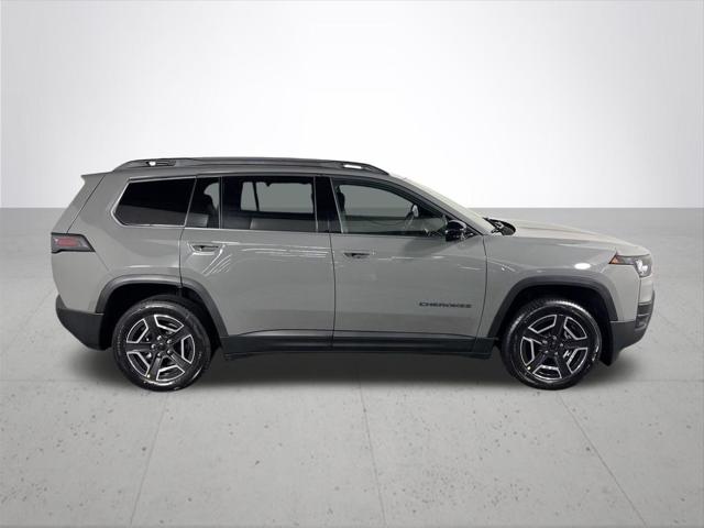 2026 Jeep Cherokee Laredo 4x4