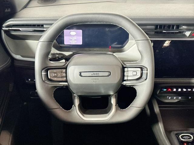 2026 Jeep Cherokee Laredo 4x4