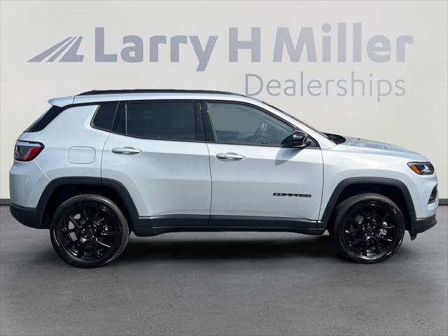 2026 Jeep Compass Latitude Altitude