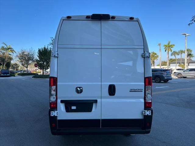 2025 Ram ProMaster Cargo Van Tradesman Super High Roof 159" WB EXT w/Pass Seat