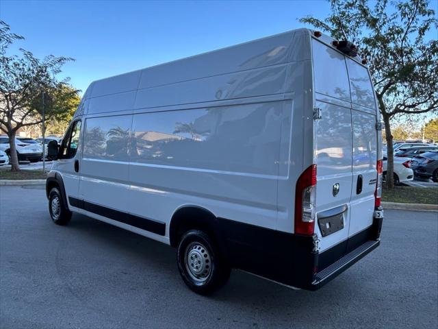 2025 Ram ProMaster Cargo Van Tradesman Super High Roof 159" WB EXT w/Pass Seat