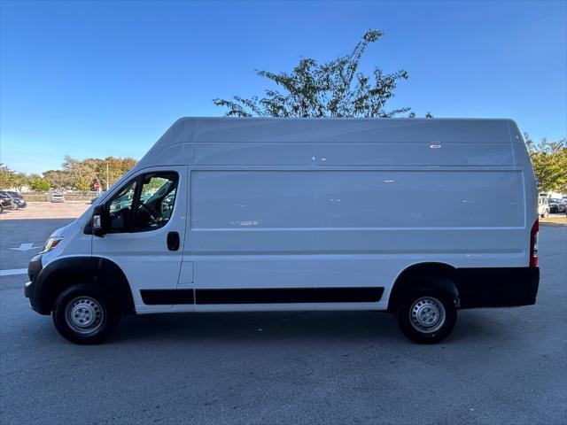 2025 Ram ProMaster Cargo Van Tradesman Super High Roof 159" WB EXT w/Pass Seat