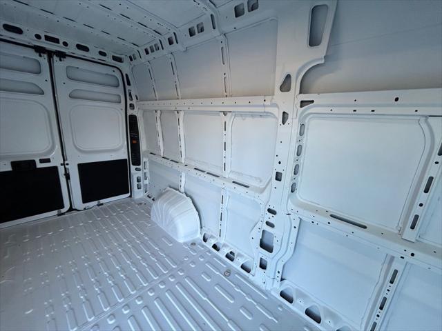 2025 Ram ProMaster Cargo Van Tradesman Super High Roof 159" WB EXT w/Pass Seat