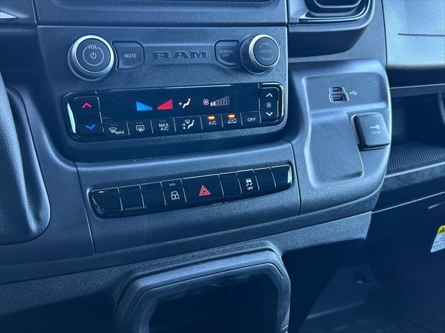 2025 Ram ProMaster Cargo Van Tradesman Super High Roof 159" WB EXT w/Pass Seat